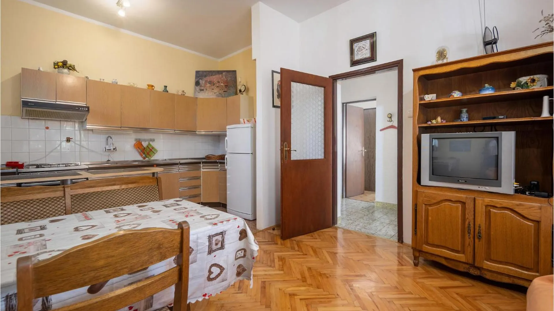 2 Bedroom Gorgeous Apartment In Novi Vinodolski Croatia